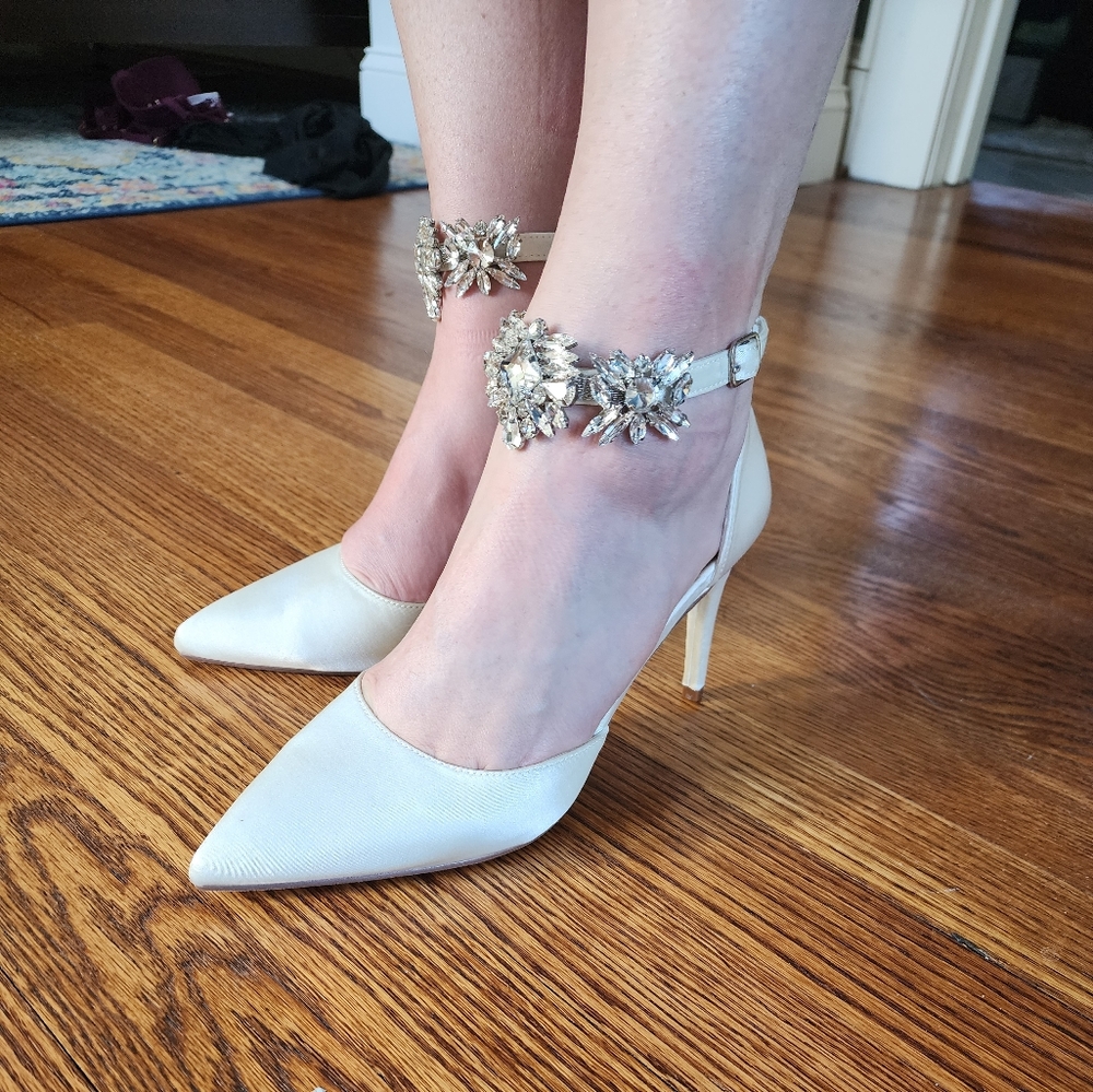 Brand new wedding heels with rhinestone strap